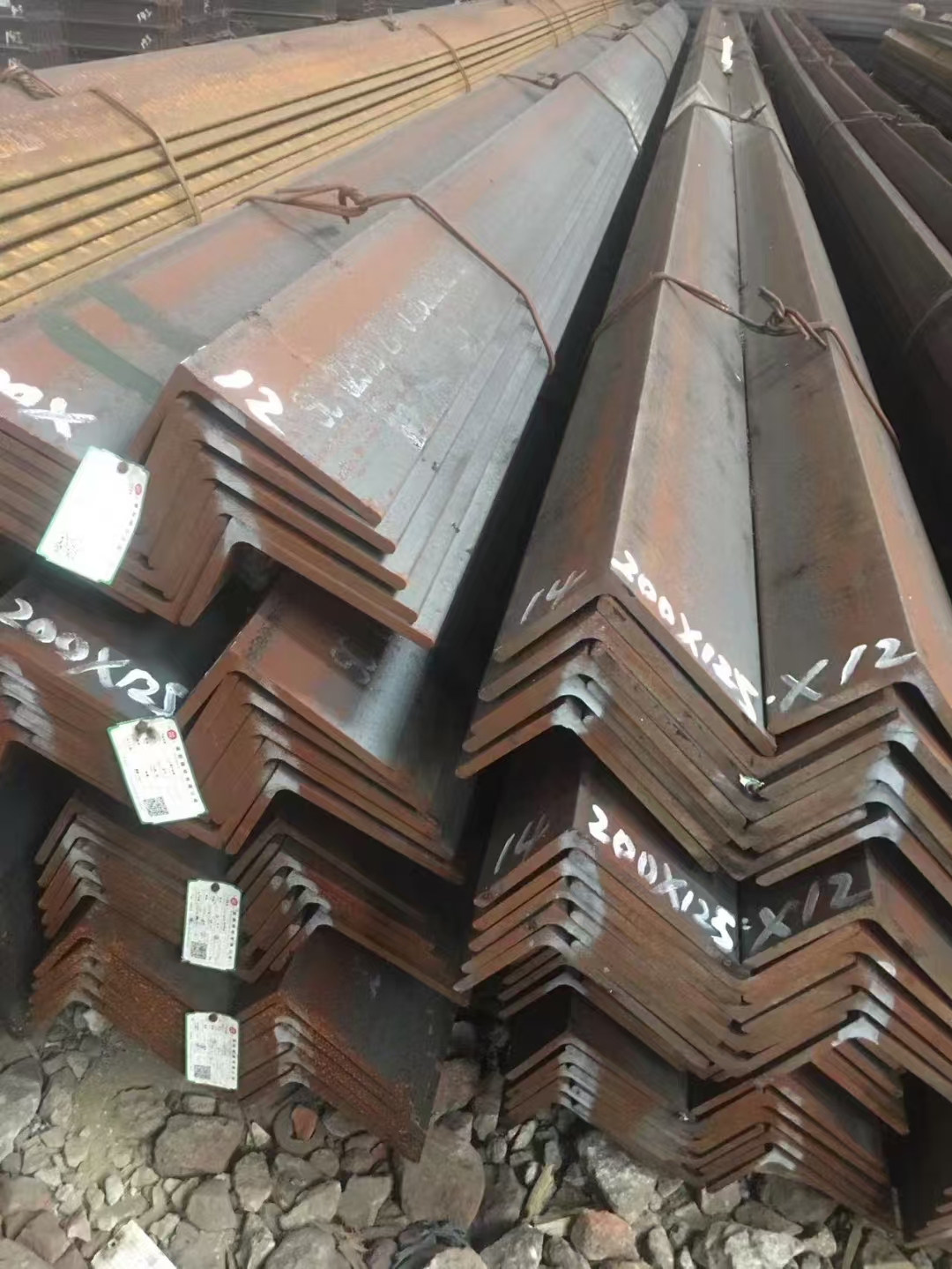 Custom Steel Profiles for Architectural and Construction Projects